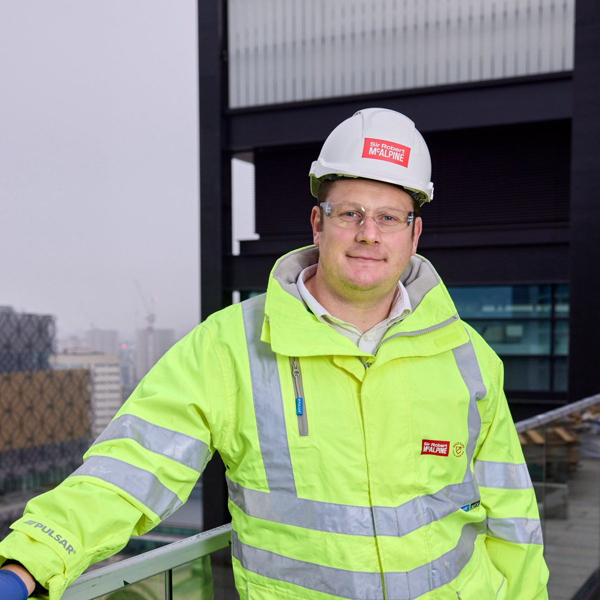 WeAreMcAlpine's tweet photo. ๐๏ธWatch @WeAreMcAlpine Project Director Stuart Bale talk about the technical complexities of constructing #OneCentenaryWay, a new 280,000 sq ft landmark in the heart of Birmingham, part of @ParadiseBham for @MEPC๐
https://t.co/tTLKD33K4D
#LoveConstruction #ParadiseBirmingham https://t.co/CcZ2J8r4zp