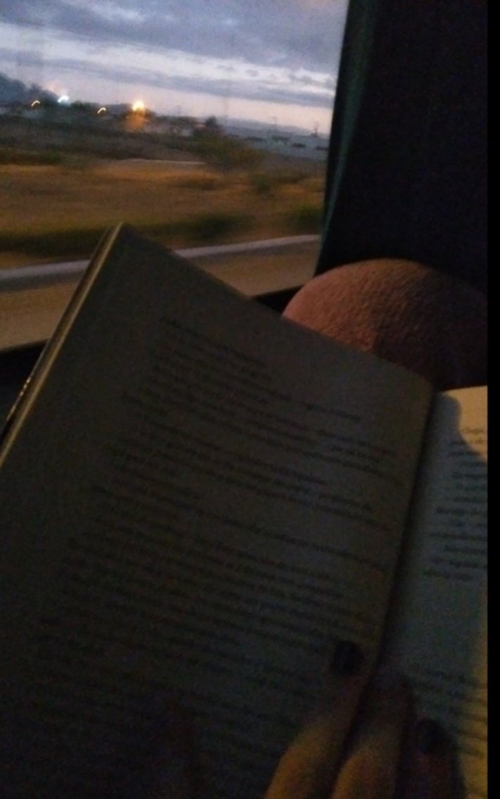 369duda's tweet photo. ⭒♡ LIVROS LIDOS DE 2023 ♡⭒

"Às vezes a leitura é um modo engenhoso de evitar o pensamento."
   - A. Helps https://t.co/2MrOKEIaou