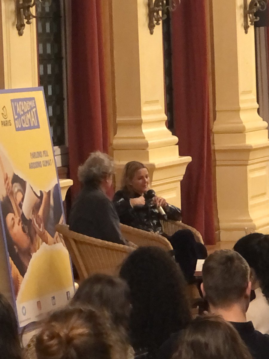 Merci à <a href="/fa_brugere/">Fabienne Brugère_Philosophe</a> et Thierry Paquot pour cette très intéressante conversation sur l’#ecofeminisme ce soir à l’<a href="/AcademieClimat/">Académie du Climat</a> 
#paris #esaj #feminisme #academieduclimat