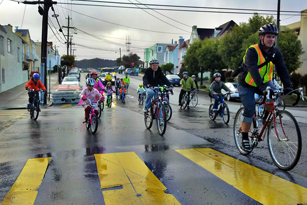 It's time to bring Bay Wheels stations to the Sunset! This neighborhood has been a big gap in SF's city-wide bikeshare network, and Friday's Hearing is your chance to fix it! Email your support to Sustainable.Streets@SFMTA.com w/ “Public Hearing” in the subject. #bikeSF