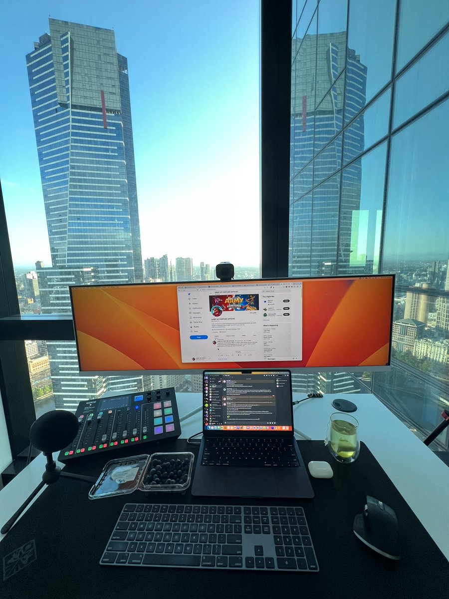 James Rowdy tweet media