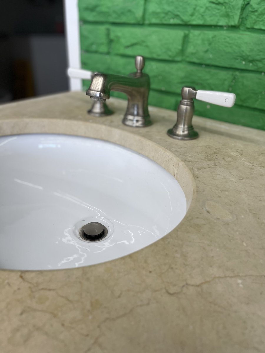 BuildingValue's tweet image. This beautiful vanity showcases an elegant Shaker style. The framing is fully inset solid wood doors with a deep and dark walnut stain. The drawers have dovetailed 4 corners. The countertop is soapstone with an undermount sink. This is an extraordinarily beautiful vanity.