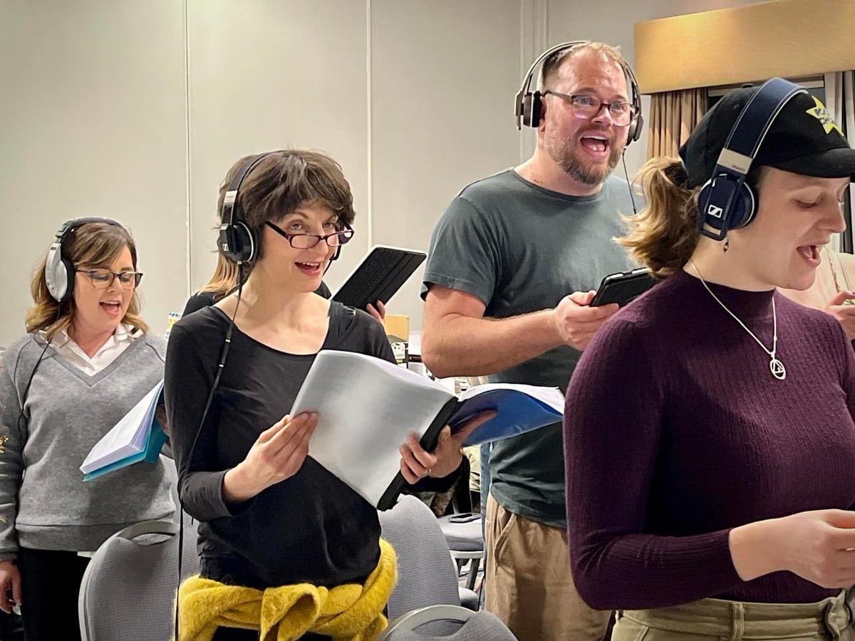 The to do list for a new term has begun #RockChoir singing, recording, conducting! It’s nearly time for the Spring term…..and daffodils! 🌼🏴󠁧󠁢󠁷󠁬󠁳󠁿