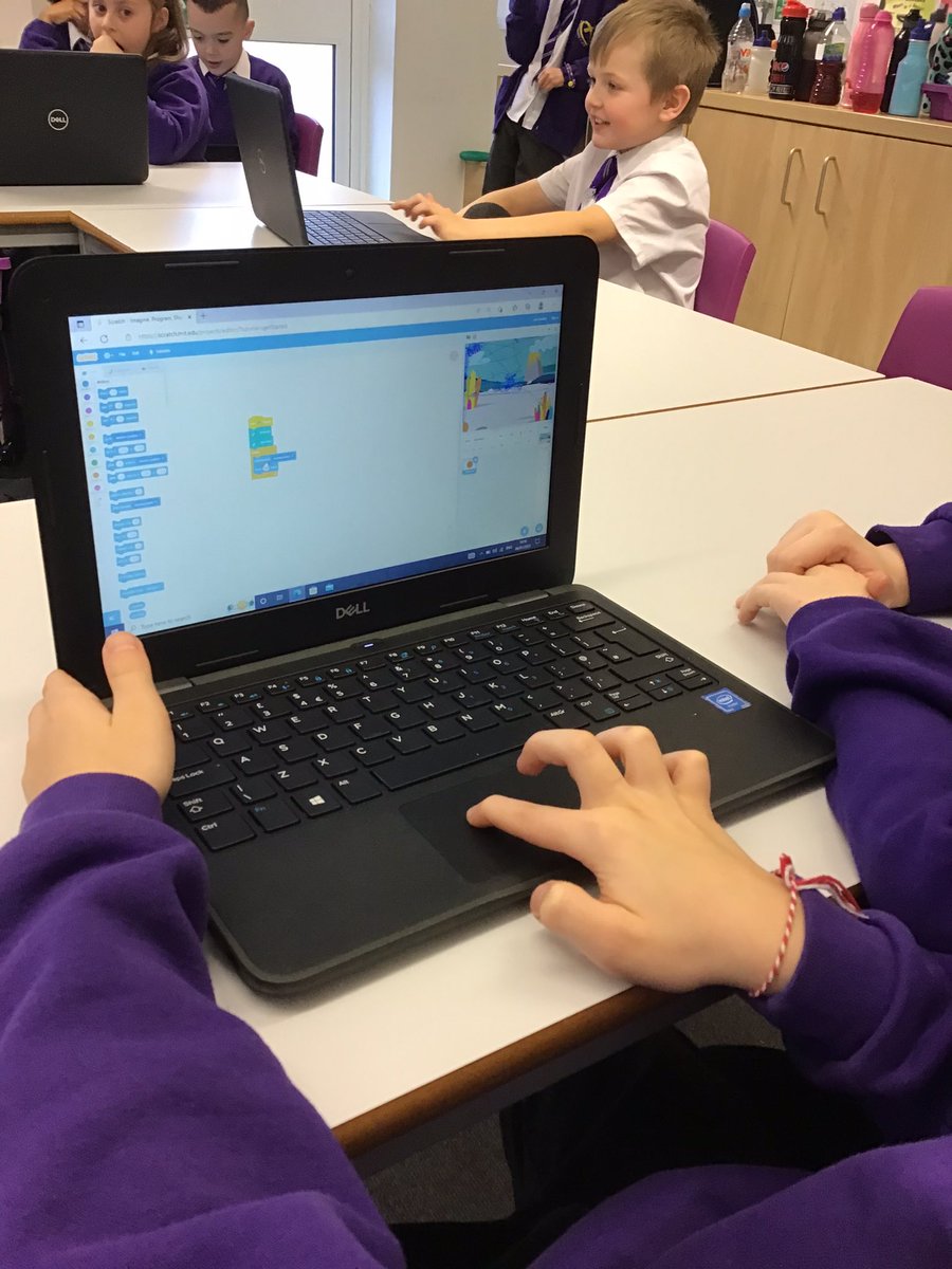 BirchwoodCE's tweet photo. Year 3 enjoyed getting stuck back into computing this afternoon! We used the programme Scratch and discovered how to make our sprite leave a trail whilst it followed our mouse-pointer. #bcepsyear3 #bcepscomputing https://t.co/gKcnw6rnxw