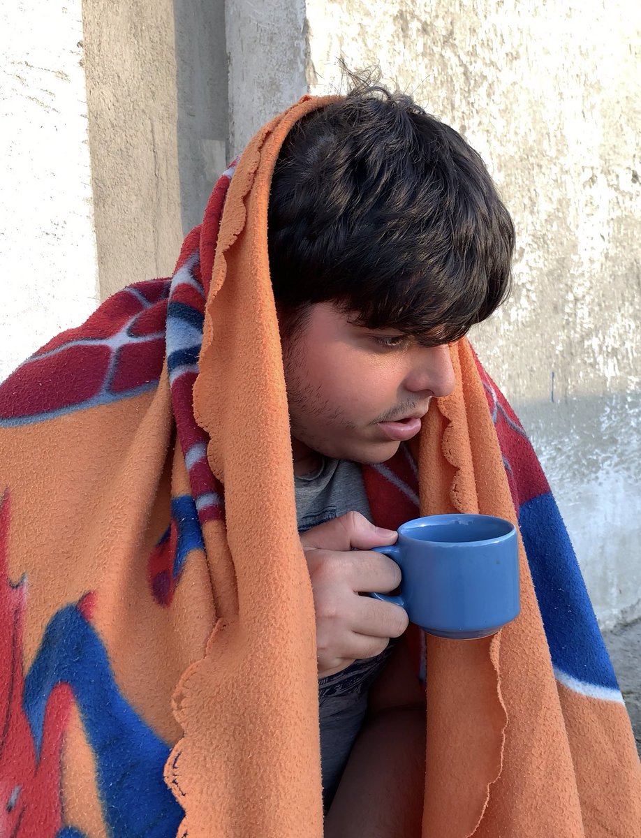 Eu morando na rua depois de tentar estágio sem 15 anos de experiência, sem indicação do tio e sem saber Autocad: