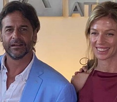 _13820's tweet photo. #Uruguay #CorrupcionOJusticia 
DESCANSO
Caso #Astesiano: #Presidente Luis Lacalle Pou y su #exmujer Lorena Ponce de León declararon y la fiscal está de receso hasta febrero
Fossati volverá a retomar su trabajo cuando termine la feria judicial. 
https://t.co/Qs7cAdk0zr https://t.co/GXIJkrWcjy