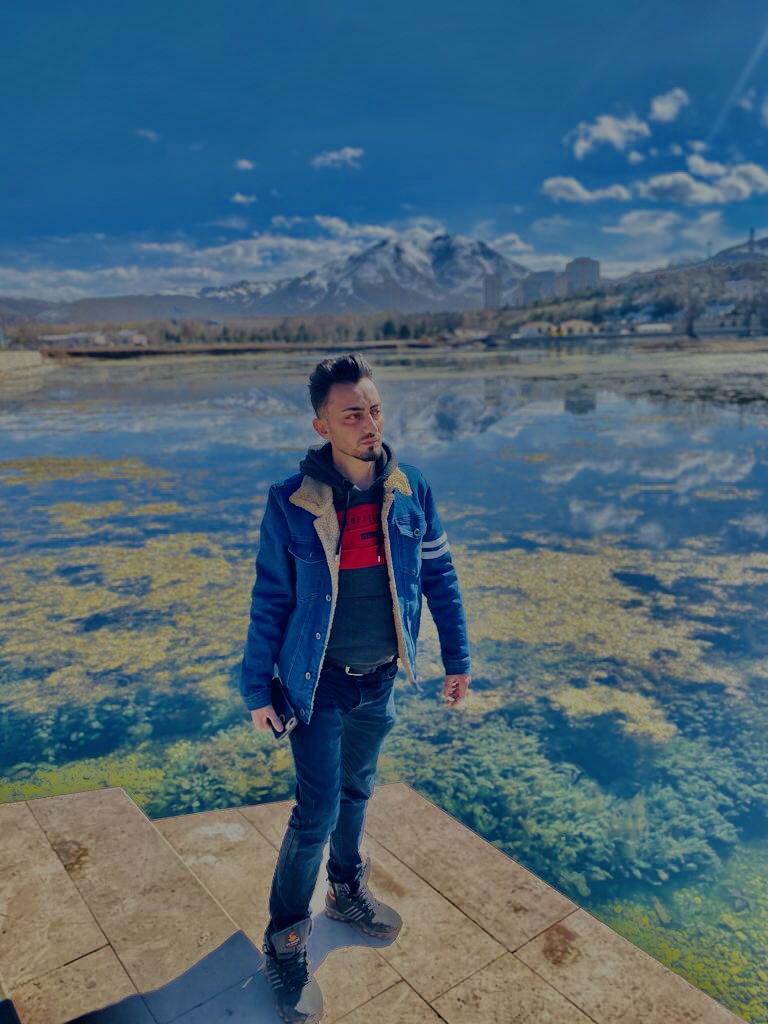 HACIKABA96's tweet photo. Allah'ın "Kalabalık Gezenler Ölümsüzdür" Diye Bir Ayeti Yok.. Bol Şans :) https://t.co/3e9n1iNue3