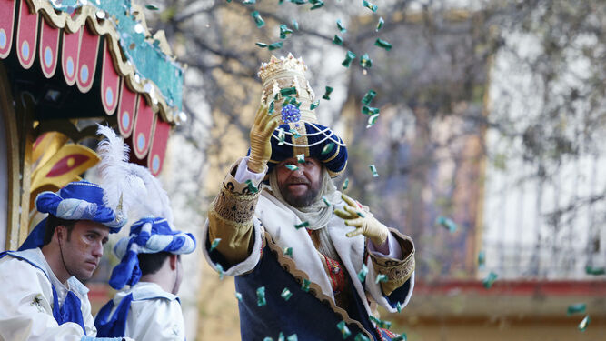 regala_rapido's tweet photo. Mañana es un día de ilusión para los más pequeños, no es el día de reyes pero ¡viene la cabalgata! https://t.co/CHbVEFd3nJ