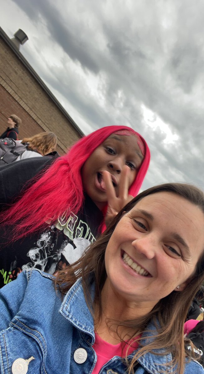 MsFulton_GASO's tweet photo. Selfie Challenge #BeBC23 https://t.co/fEQ2pdsaLm