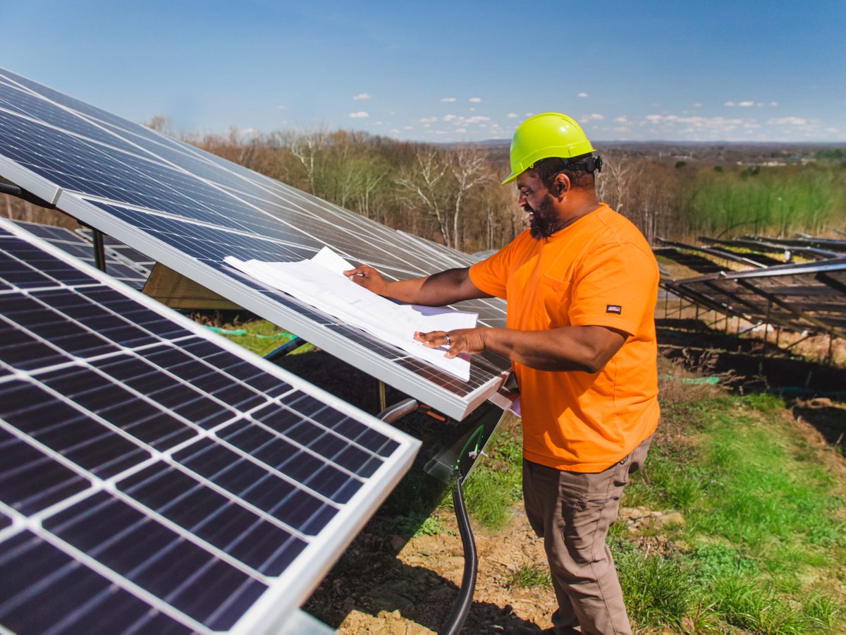 Scenic Hudson (@scenichudson) on Twitter photo LISTEN IN: Senior Climate & Renewable Energy Attorney for #ScenicHudson, <a href="/AudreyFriedric1/">Audrey Friedrichsen</a>, & Assemblymember <a href="/DidiBarrett106/">Assemblymember Didi Barrett</a> explain the SITED Act; legislation requiring NY to create a tool for identifying locations best suited for placing renewable energy: capitolpressroom.org/2023/01/04/fin⦠LISTEN IN: Senior Climate & Renewable Energy Attorney for #ScenicHudson, <a href="/AudreyFriedric1/">Audrey Friedrichsen</a>, & Assemblymember <a href="/DidiBarrett106/">Assemblymember Didi Barrett</a> explain the SITED Act; legislation requiring NY to create a tool for identifying locations best suited for placing renewable energy: capitolpressroom.org/2023/01/04/finā¦