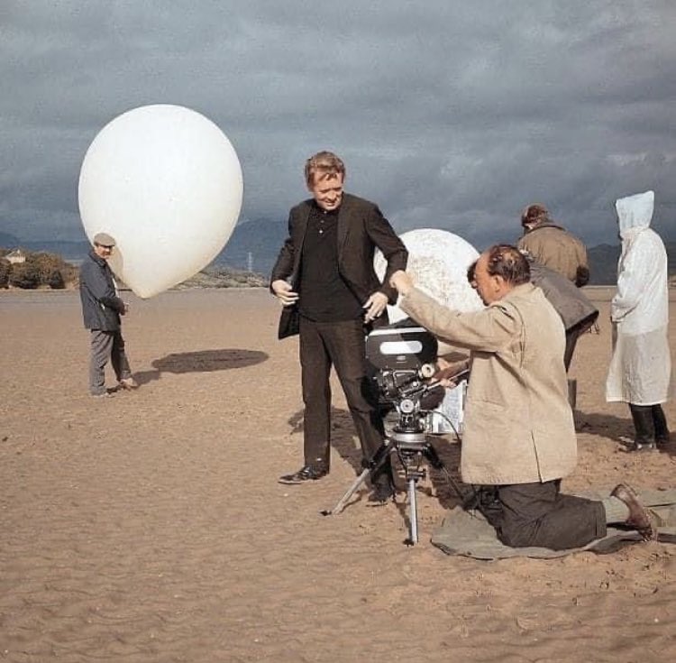 Patrick Mcgoohan On Location While Filming The Prisoner At Portmeirion In 1966 #ThePrisoner #PatrickMcgoohan