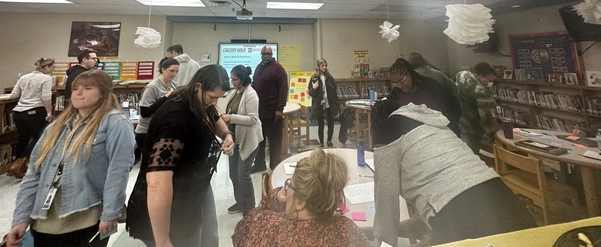 Educator817's tweet photo. Starting the new year out with referencing to our “why” as we advance our scholars educationally @TomJoyElem thinking within all we do, aligning our work with equity. #TomJoyTigers🐯 #SteppingintoExcellence💫 #BeliefStatements #EveryStudentKnown @MNPS_Magnet @MNPS_SOI @Dr_WJP https://t.co/tk7R5E25kE