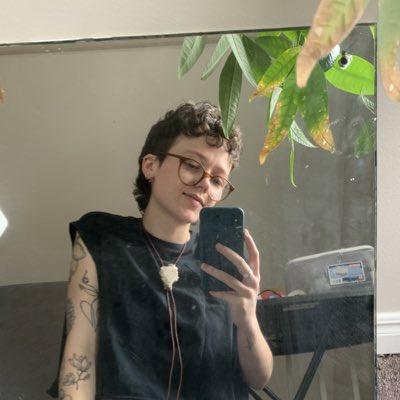 boyshouts_'s tweet photo. new bolo tie goofin https://t.co/h9RUmA2aY7