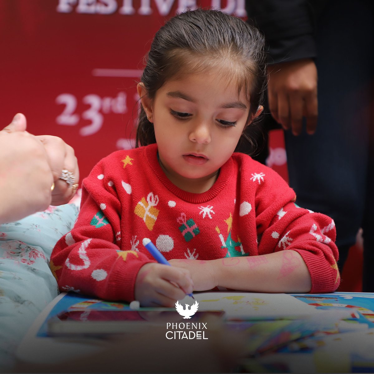 phoenixcitadel's tweet photo. Here’s a glimpse of our ‘Festive DIY Workshop’. All you have to do is shop worth INR 2,500/- and above to participate in the workshop!
Valid until 8th January 2023 (For kids up to 12 years only)
Time: 12:30 PM to 7:30 PM
#PhoenixCitadel #DIYworkshop #IndoreWorkshop #Indore https://t.co/sB2I59Cedn