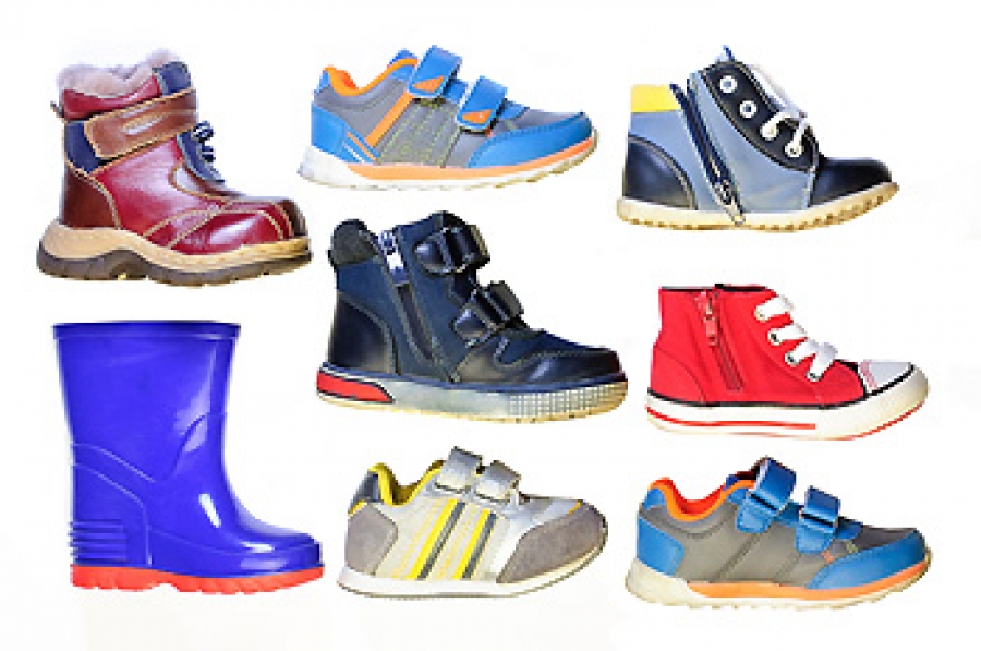 ChicagoSurgeons's tweet photo. Should My Child Wear Shoes at an Early Age? https://t.co/LJ2nqFc1dQ https://t.co/WNmGIYP0qu