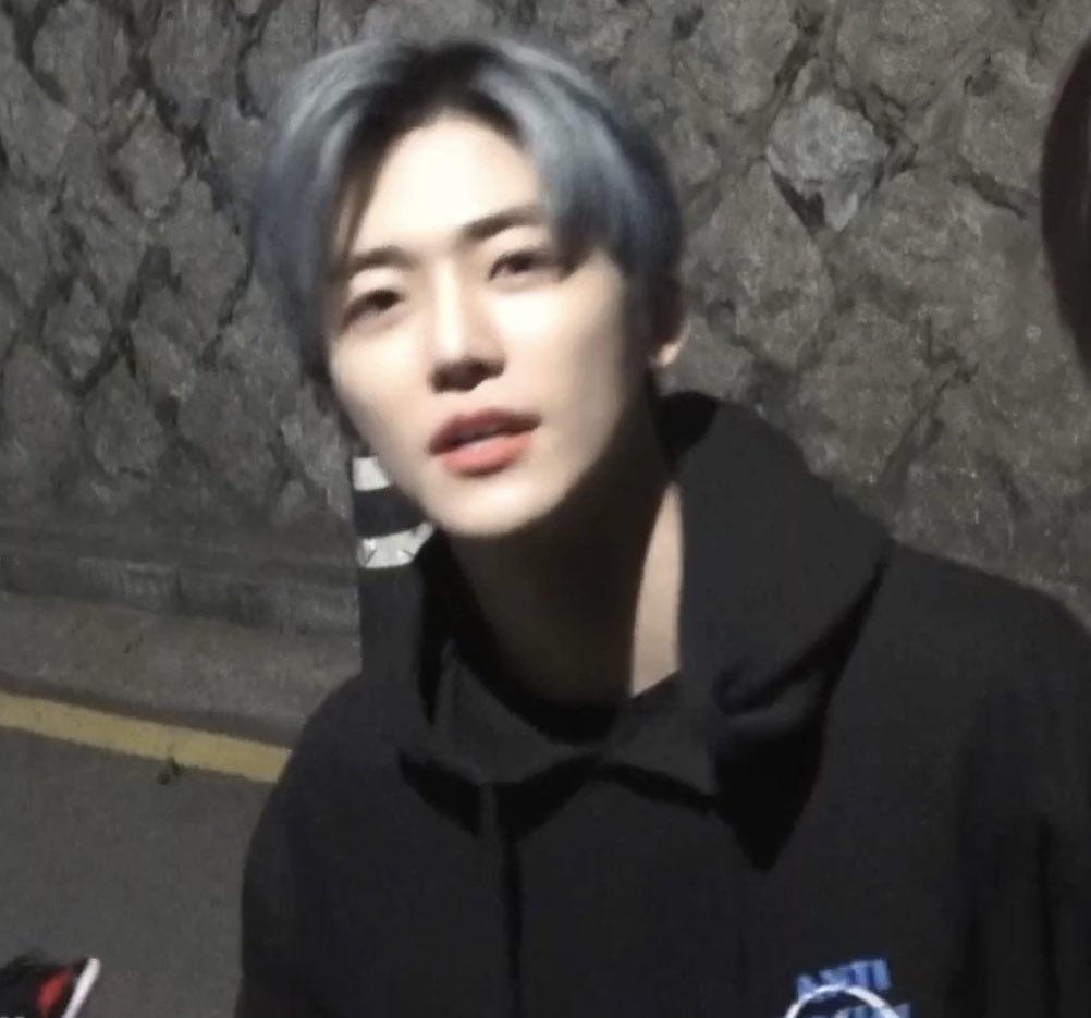 kwangyawalking's tweet photo. zㅣ존훈남4대장이다 https://t.co/r31vKAG63T