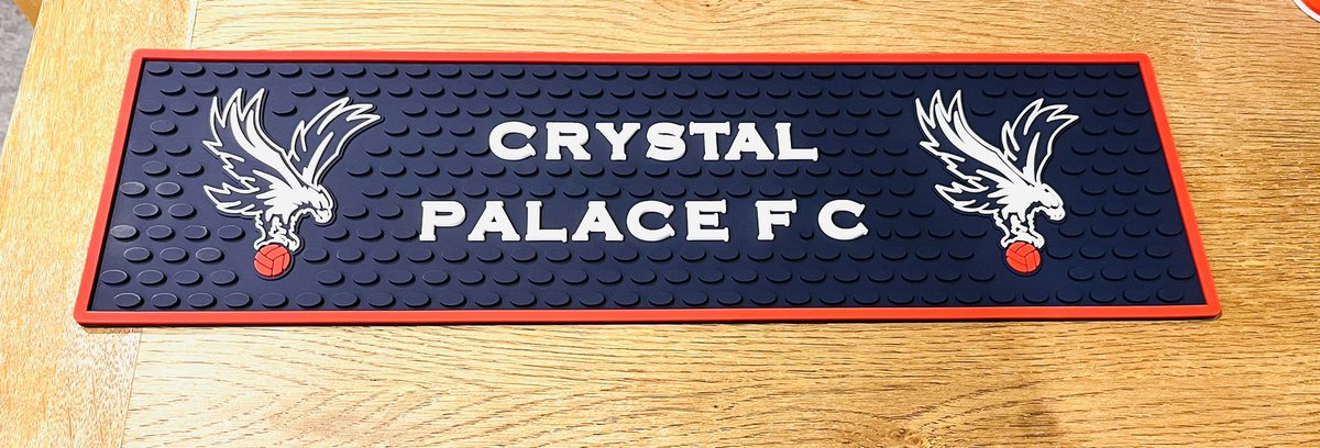 WhyteleafeEagle's tweet photo. Last 2 times I did a free give away we won. 
So today I’m gonna give away this bar runner if Palace win. To be in with a chance you just need to like this tweet!! ❤️💙 https://t.co/mxgb7dxQpO
