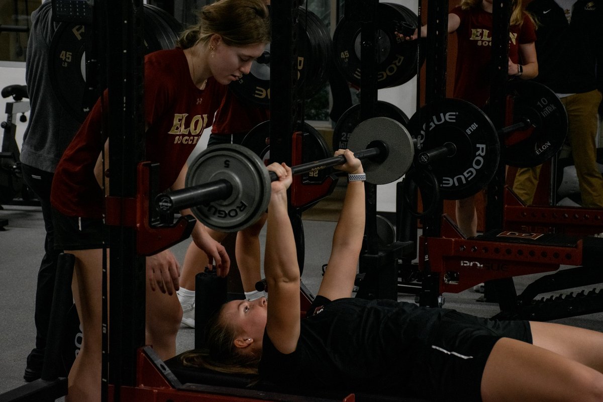 ElonWSoccer's tweet photo. First training session of 2023 💪😤
#PhoenixRising | #EUWS https://t.co/SrNc3YuSvQ
