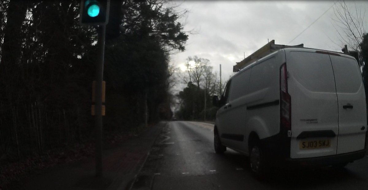 hantsarchitect's tweet image. Here’s SW03SWJ close passing me despite a completely clear lane opposite. You’re meant to leave a 5 foot gap for safety. #closepass #cycling
