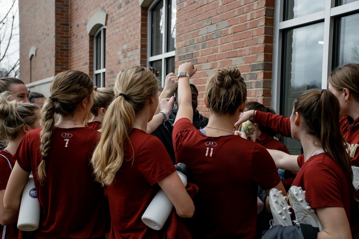 ElonWSoccer's tweet photo. First training session of 2023 💪😤
#PhoenixRising | #EUWS https://t.co/SrNc3YuSvQ