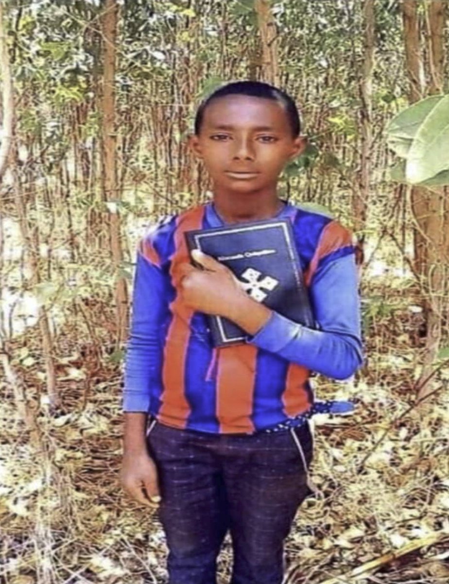 This is Abdata Bacha a 16-year-old, 8th grader murdered by Abiy's army in Sibu Sire, E. Wallaga Oromia on Jan 19, 2022. Several other youths were murdered by gov’t forces wt impunity. #OromoLivesMatter!  @amnesty @hrw @reuters @ap @BBCWorld @cnn #Oromia2022