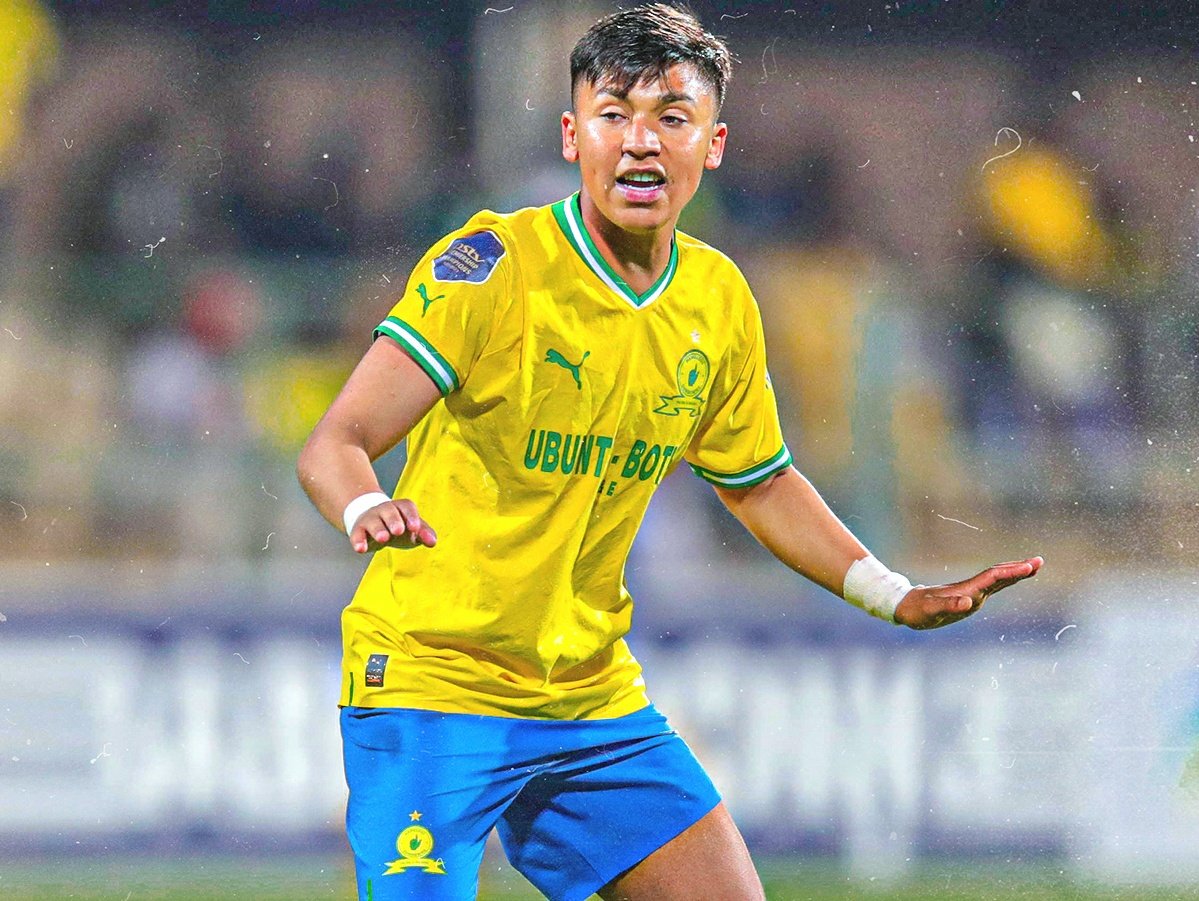 YELL0MAN's tweet photo. No point in describing Marcelo Allende, you have to watch and admire him, simply World Class.
#Sundowns #DStvprem #BabizeBonke #SABCFootball https://t.co/VxuRCl3Kh0
