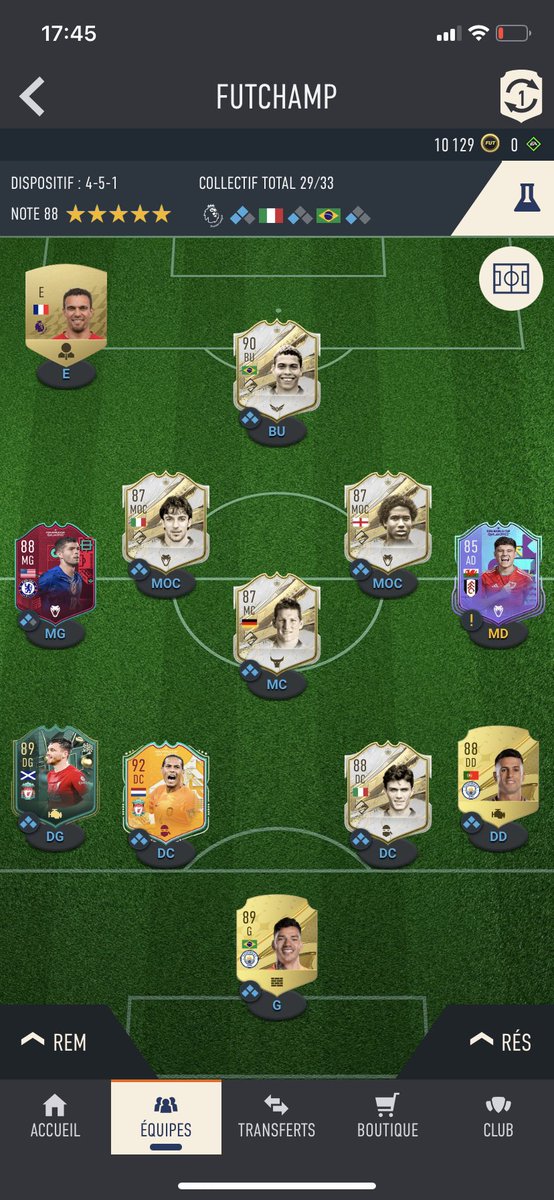 anodyb667's tweet photo. @FansdeFUT avis equipe, barnes est vendable https://t.co/bgFaSnaQyI