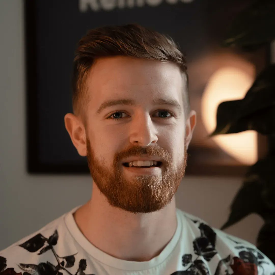 RemoteOnlineHQ's tweet image. Meet Ollie – he took a big step during the pandemic to pursue a career in tech, and it clearly paid off! 🔥 He's now part of our remote software development team, and has also recently completed his Scrum Masters course with flying colours! 
#GraduateSoftwareDeveloper #tech
