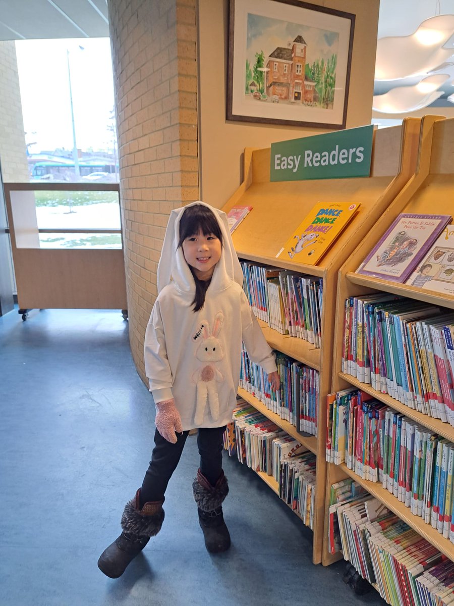 markhamlibrary's tweet photo. 📚Not sure where to take the kids during the break? Take them to the library! Research shows that kids who enjoy reading are more likely to succeed in school. #markhampubliclibrary #markham #librariesofinstagram #librarykid #booklovers #bookworm #earlyliteracy https://t.co/i2LqTCrXiD