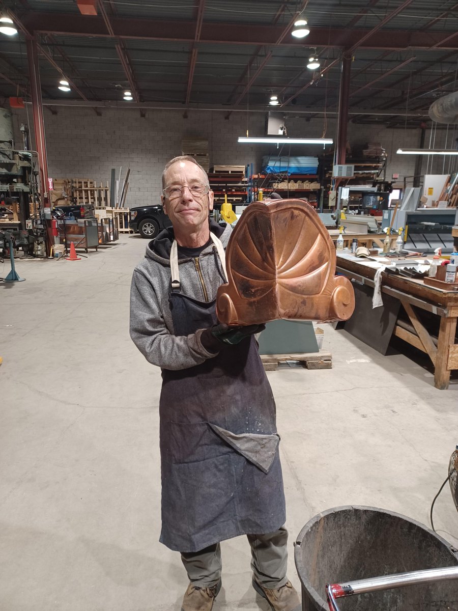_heather_little's tweet photo. Happy Wednesday from the shop!
#cahp #aia #heatherandlittle #copperroofing #nrca #heritagerestoration #heritagebuildings #sheetmetal #metalshingles #restoration #sheetmetalsupplier
#SMACNA #OAHP #APTPRESERVATION https://t.co/itMQuYlmU7