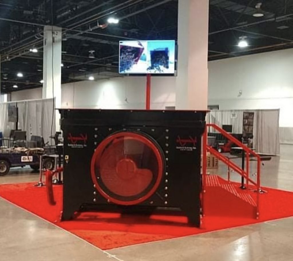SaniTechSys's tweet image. Reminiscing on our booth 1087 at the Waste Expo located at the Las Vegas Convention Center.
It was an 18,000 lb custom auger compactor. 👌🏻
.
.
.
#auger #wasteexpo #2023 #red #custom #lasvegas #conventioncenter