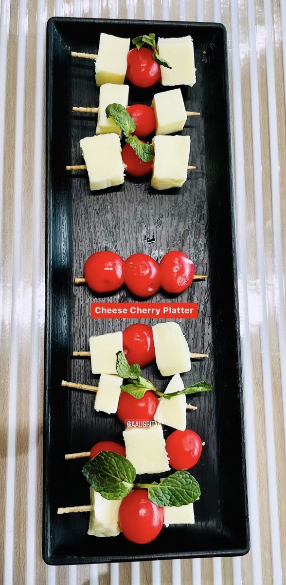 shivsshankar_'s tweet image. #CheesePlatter #KathiRolls #CheeseBalls #VegMenu #Foodie #Presentation #FoodTrial #Yummy #ChefTalks #Aaugritaa #EatElite