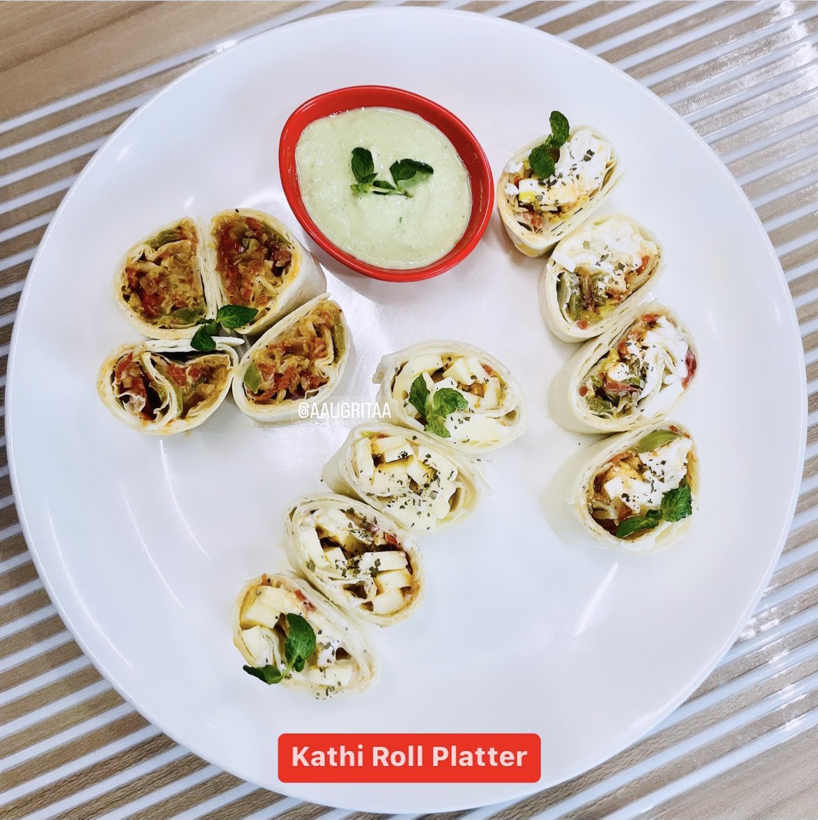 shivsshankar_'s tweet image. #CheesePlatter #KathiRolls #CheeseBalls #VegMenu #Foodie #Presentation #FoodTrial #Yummy #ChefTalks #Aaugritaa #EatElite