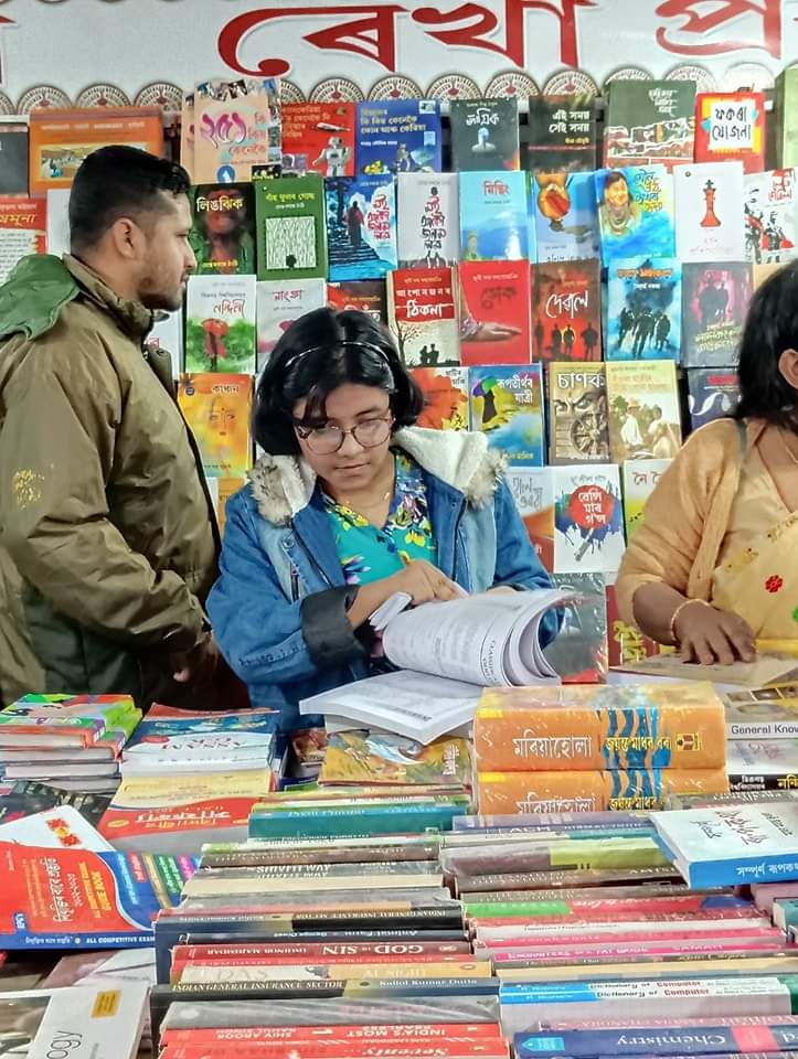 G Plus on Twitter "PHOTO A glimpse of the ongoing book fair at