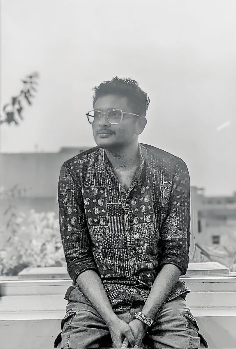epurukrishna's tweet photo. Me Juz Posing to #Positivelife #PositiveVibes  📸🎉 #epurukrishna #epurukrishnalife #warfootstudios https://t.co/3N0bJ3dUQl