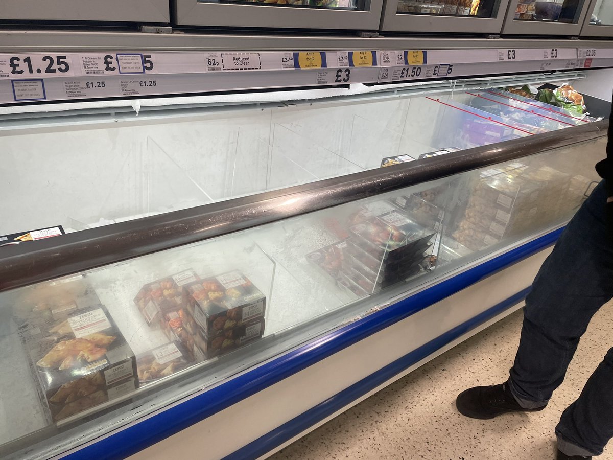 Disgusting from <a href="/Tesco/">Tesco</a> Grimsby #veganuary and their freezer is broken but there’s all this space selling left over party stuff and empty working freezers across the side of the aisle thank you to the worker who went out of her way to find our dinner tonight!