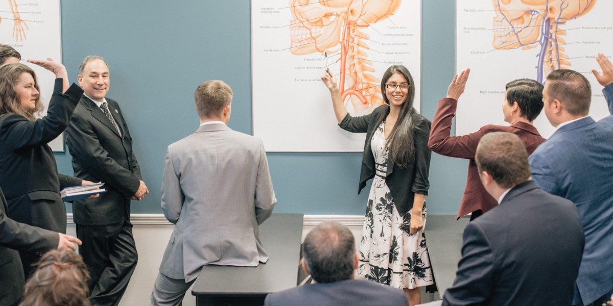 Funeral_MA's tweet photo. New year, new you? Come see everything that Pierce Colleges have to offer! Schedule a visit today: https://t.co/911GEkQTKL https://t.co/p7O1psDNIs