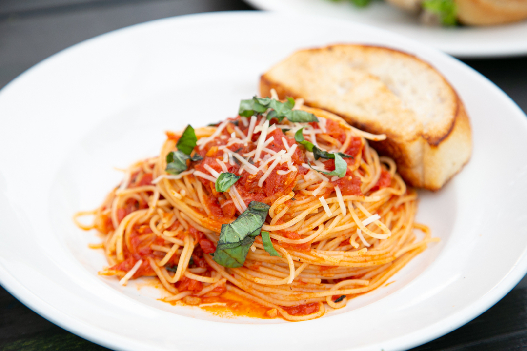 Hawthorne's NY Pizza (@hawthornespizza) on Twitter photo Making biiiig eyes at this beautiful plate of 😍 pasta on #NationalSpaghettiDay! Making biiiig eyes at this beautiful plate of 😍 pasta on #NationalSpaghettiDay!