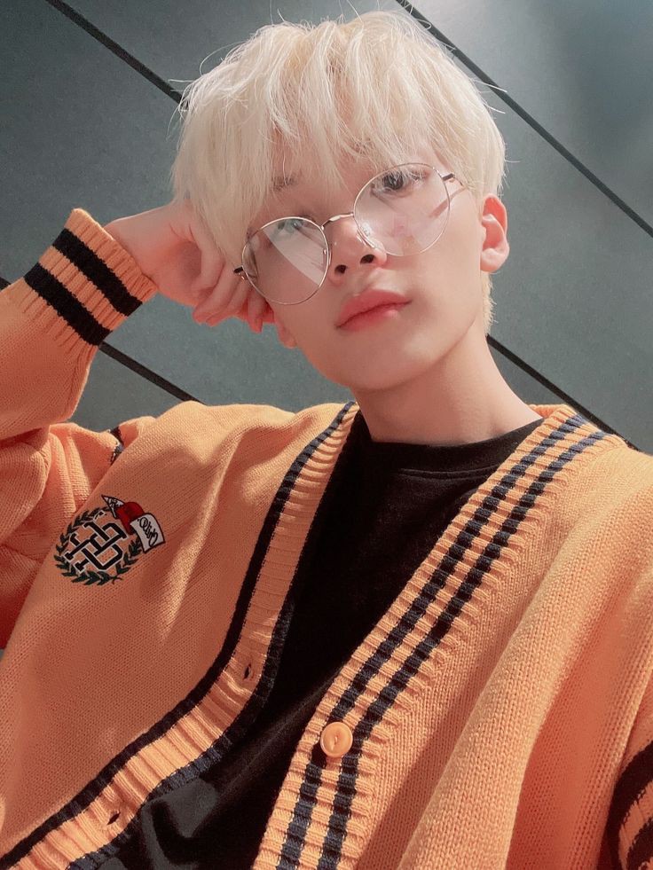 i am not sure why i am doing this pero sige, i tweet ko pa rin. 😂 

tweet no. 6