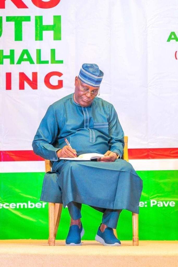 Asiwaju 1st Omo Alade Sésé Ėfun(AOOJ) tweet media