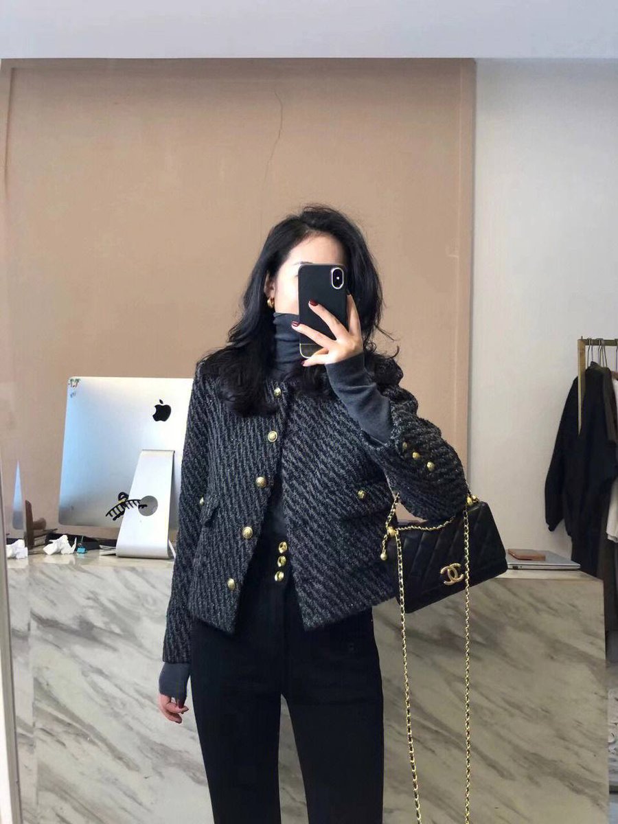 LiLi2561239's tweet image. #Fashion #tweedjacket