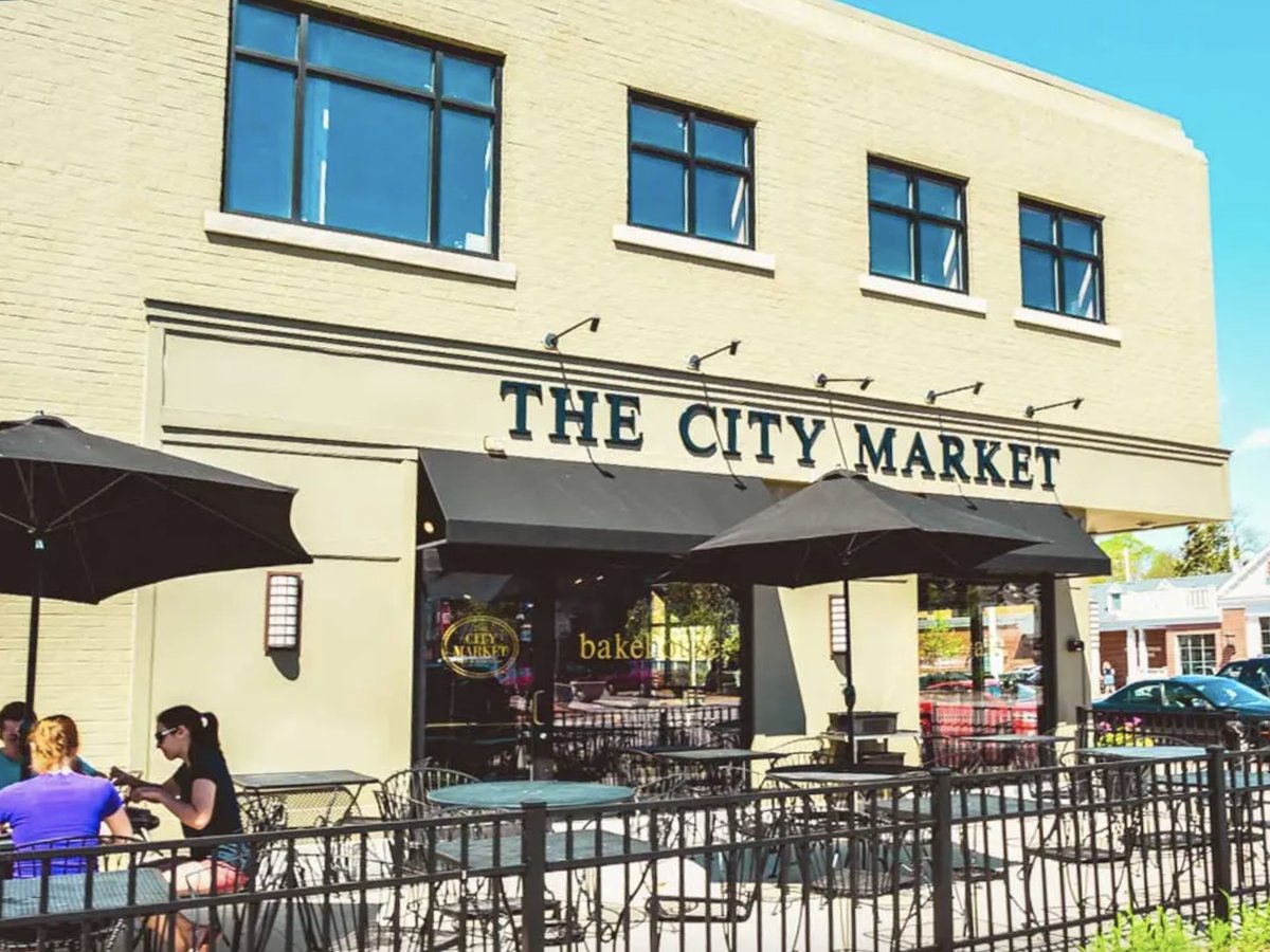 Big news for Whitefish Bay! <a href="/StoneCreekCoffe/">Stone Creek Coffee</a> is making a comeback, as the <a href="/CityMarketCafe/">The City Market</a> begins new chapter. Read more about the plans now! dlvr.it/SgNMrh