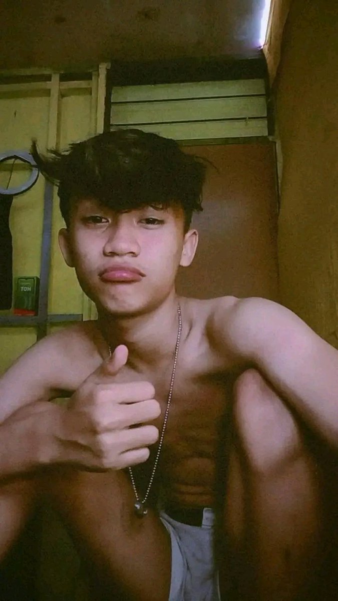 Muhamad64984900's tweet photo. Suka Yang kuruss apa yang Gendut? https://t.co/ioIIN17qBn