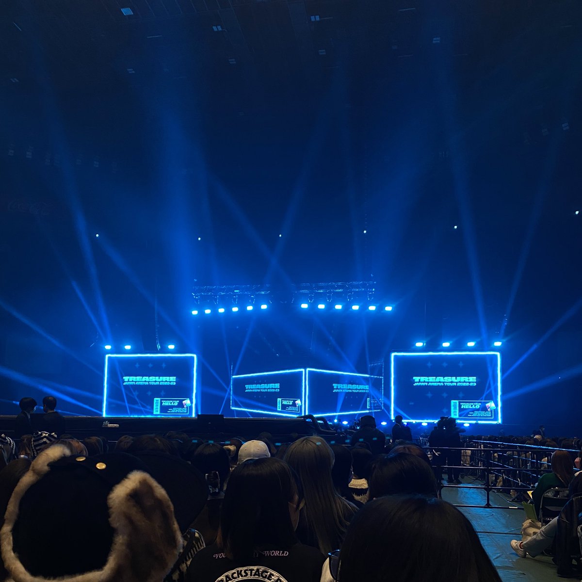 ___ji_hoon___'s tweet photo. 2日間、3公演本当に楽しかった。
やっぱりTREASUREってかっこよくてステキな人たちの集まりで、可愛すぎるの。何回も口に出してあーーー楽しかったって言っちゃうくらいすんばらしく楽しいライブだった。トリプルアンコールとか感動的過ぎたし、リアルに生きてるメンバーを拝めて幸せでした。 https://t.co/3wLLfq2hDs