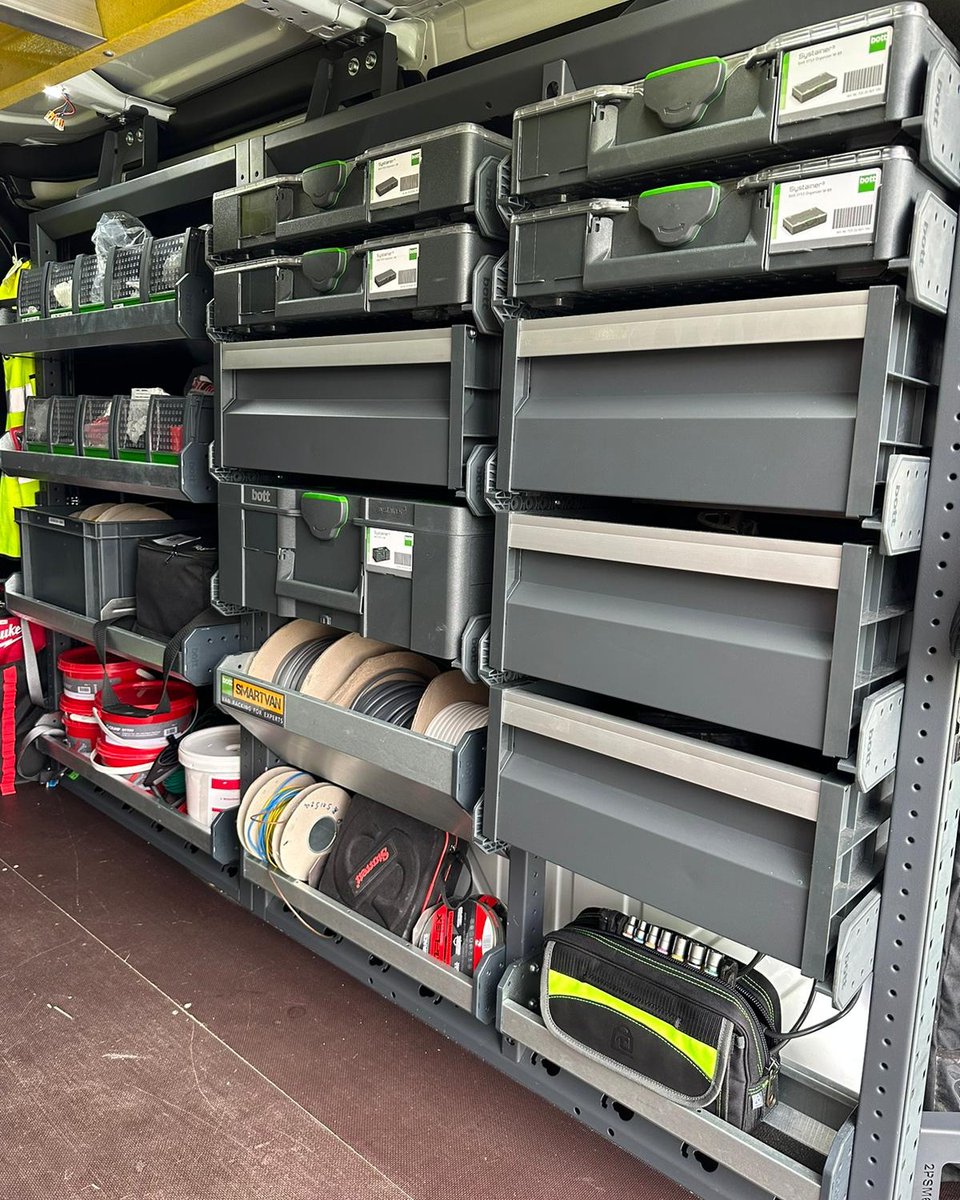 bottsmartvan_uk's tweet photo. Clean, crisp & so tidy! β¨π
β£β£β£β£
#vanracking #racking #vanstorage #vanshelving #tools #toolbox #festool #systainer3 #trade #vangoals #onthetools #electrician #sparky #tradespeople #wednesdaywisdom #wednesdaymotivation #bottmodulo3 #selffit #bottsmartvan #worksmartbott https://t.co/jZmCKHjvlV