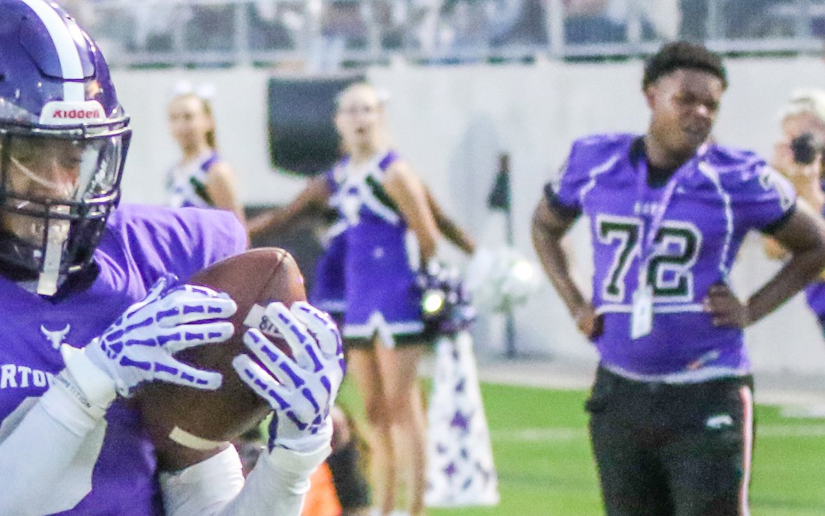 dctf's tweet photo. Same.

@MRHS_MavsFTB | 📸 @russell_wilburn | #dctf #txhsfb https://t.co/4eTZKsNSTI
