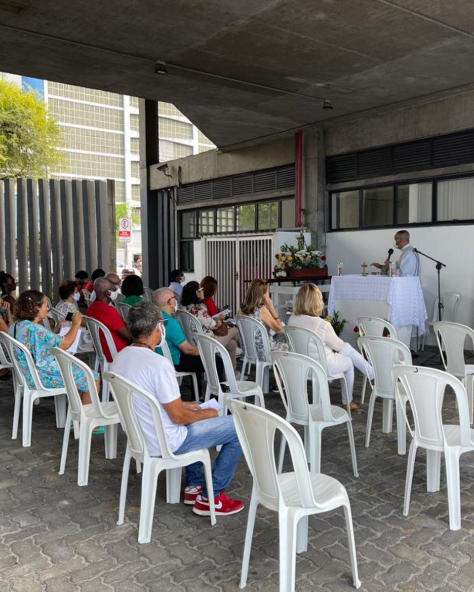 codebabahia's tweet image. #CODEBA recebeu, em 31/12/2022, no #PortoDeSalvador, procissão em homenagem ao Nosso Senhor #BomJesusDosNavegantes. A figura do Bom Jesus chegou no cais do terminal portuário, onde se encontrou com imagens de #SãoNicodemus e da #NossaSenhoraDaConceiçãoDaPraia. #docasbahia