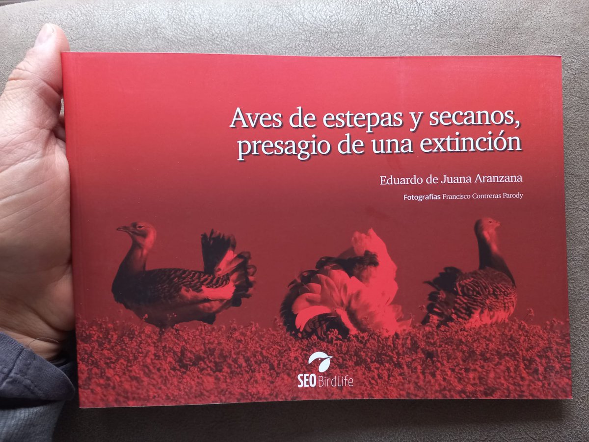 Franlynx1's tweet photo. Todo un honor participar en este proyecto con mis fotografías y compartir cartel con Eduardo de Juana. https://t.co/52p6jO9cOt