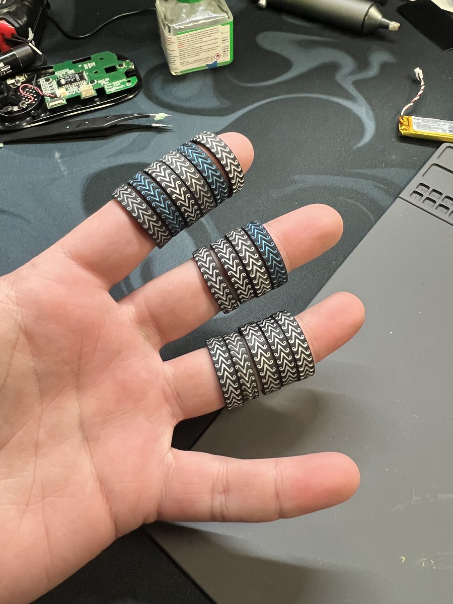 Nachocustomz tweet media