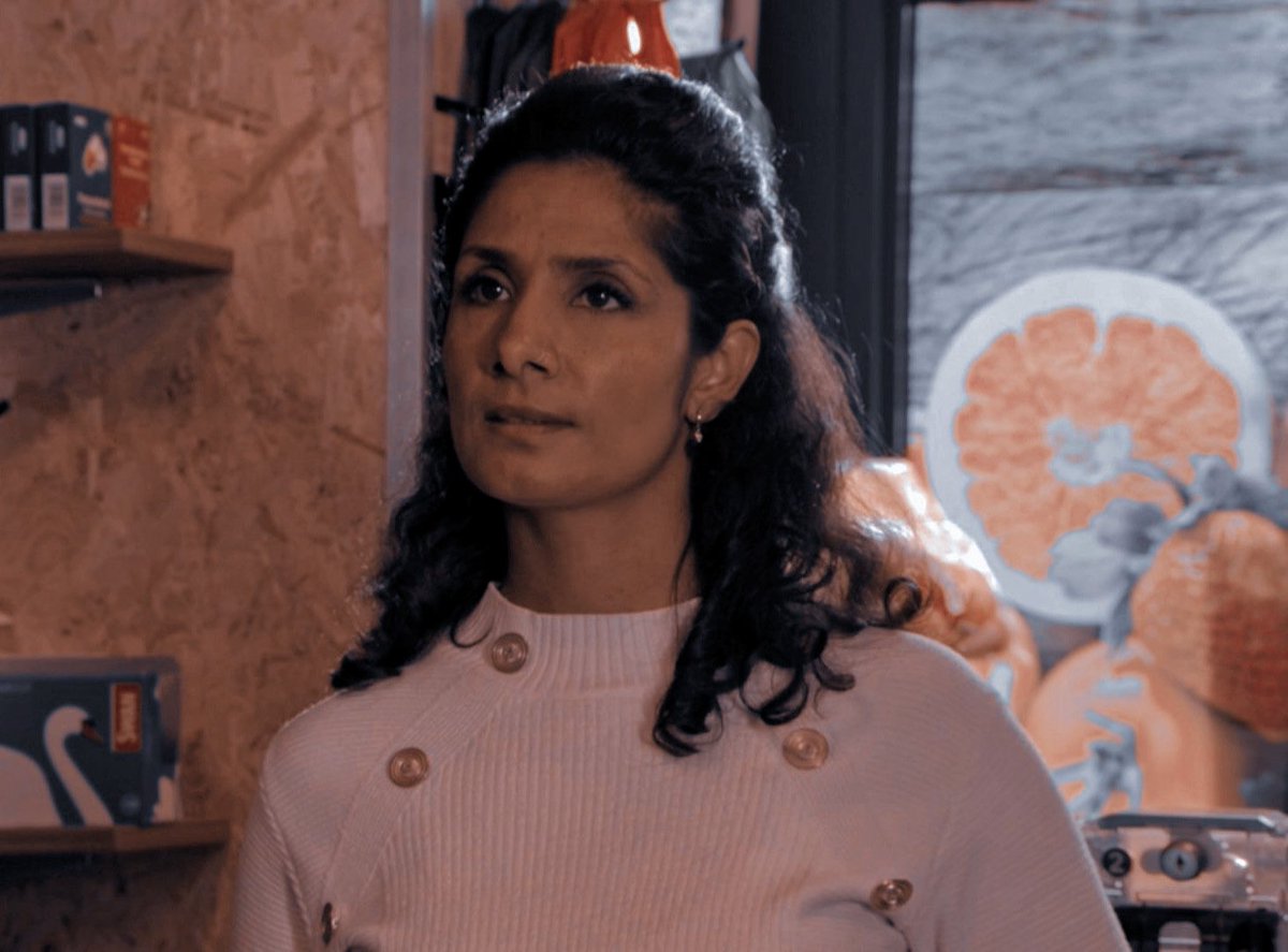 bestofsukeve's tweet photo. suki in tonight’s ep <33 

#Eastenders #SukiPanesar https://t.co/UuF96W3LaD